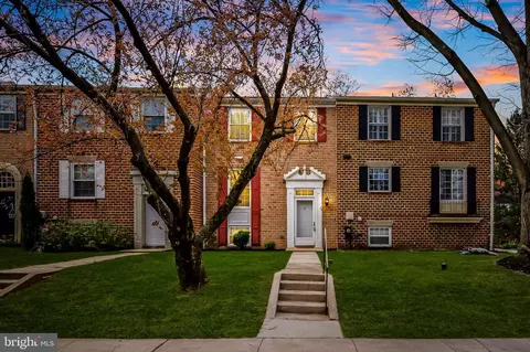 79 Arverne Ct, Lutherville Timonium, MD 21093
