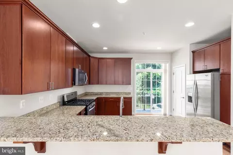 Kitchen - 9 Willow Ave, Towson, MD 21286 photo 1 of 4