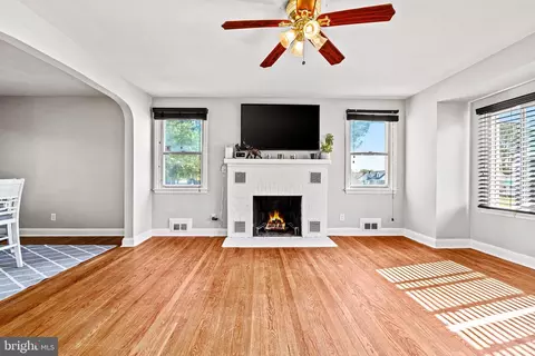 3220 Mayfair Rd, Gwynn Oak, MD 21207 photo 5