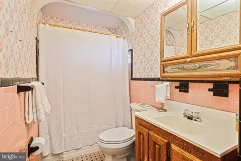 Bath - 4226 Darleigh Rd, Nottingham, MD 21236 photo 1 of 1