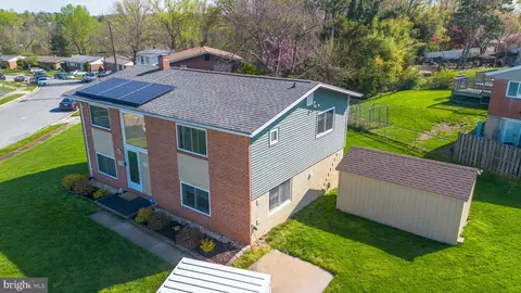 816 Painted Post Ct, Pikesville, MD 21208