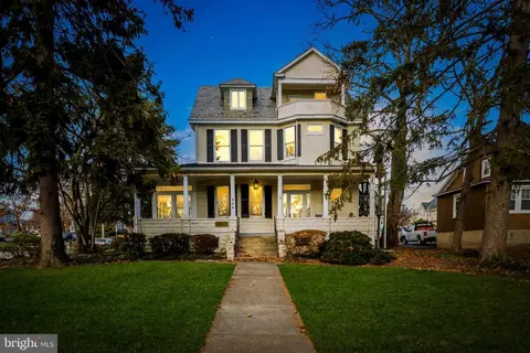 308 W Pennsylvania Ave, Towson, MD 21204