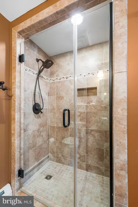 Bath - 21132 Maple Ave, Freeland, MD 21053 photo 4 of 4