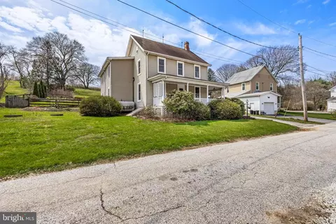 Exterior - 21132 Maple Ave, Freeland, MD 21053 photo 4 of 8