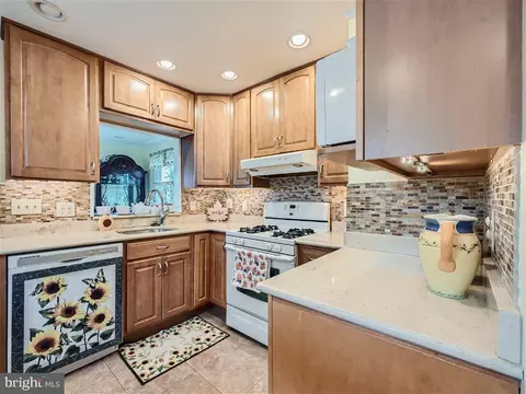 Kitchen - 1906 Willow Spring Rd, Dundalk, MD 21222 photo 1 of 2