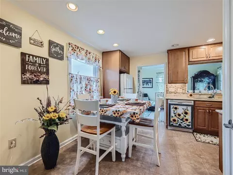 Dining - 1906 Willow Spring Rd, Dundalk, MD 21222 photo 1 of 2