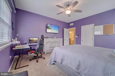 Bedroom - 103 Oak Ave, Sparrows Point, MD 21219 photo 4 of 6
