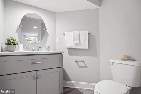 Bath - 827 Kingston Rd, Baltimore, MD 21212 photo 8 of 8