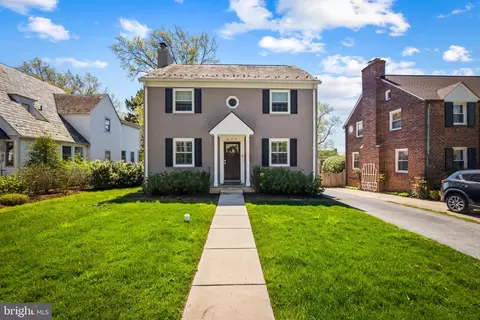 Exterior - 827 Kingston Rd, Baltimore, MD 21212 photo 2 of 12