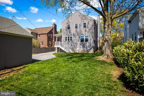 Exterior - 827 Kingston Rd, Baltimore, MD 21212 photo 11 of 12
