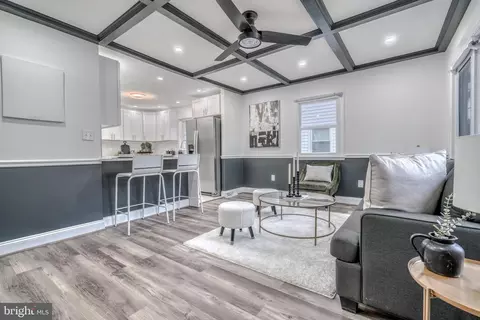 8112 Conduit Rd, Parkville, MD 21234