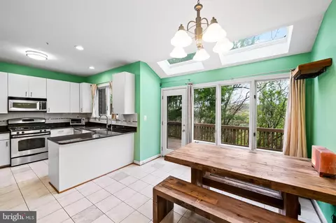 Kitchen - 26 Stridesham Ct, Baltimore, MD 21209 photo 1 of 5