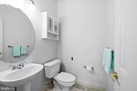 Bath - 26 Stridesham Ct, Baltimore, MD 21209 photo 1 of 4