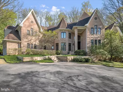 30 Merry Hill Ct, Pikesville, MD 21208