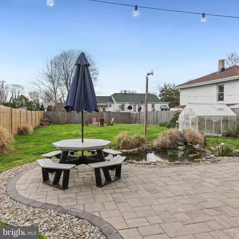 Exterior - 2112 Lincoln Ave, Sparrows Point, MD 21219 photo 7 of 17