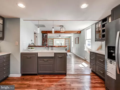 Kitchen - 2112 Lincoln Ave, Sparrows Point, MD 21219 photo 5 of 6