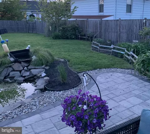 Exterior - 2112 Lincoln Ave, Sparrows Point, MD 21219 photo 10 of 17