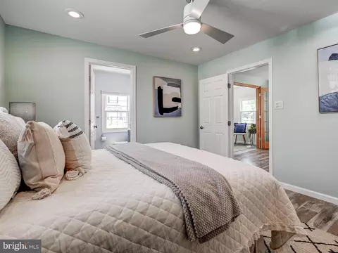 Bedroom - 2112 Lincoln Ave, Sparrows Point, MD 21219 photo 1 of 3