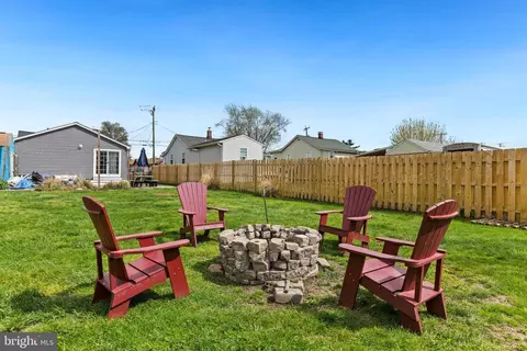 Exterior - 2112 Lincoln Ave, Sparrows Point, MD 21219 photo 15 of 17