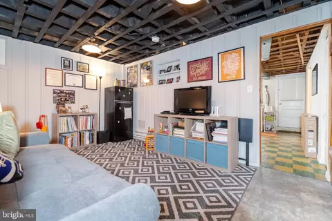 Bedroom - 418 Dumbarton Rd, Baltimore, MD 21212 photo 11 of 11