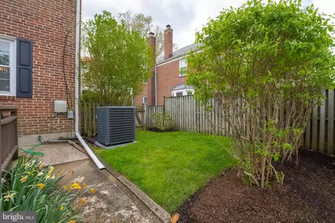 Exterior - 418 Dumbarton Rd, Baltimore, MD 21212 photo 15 of 21
