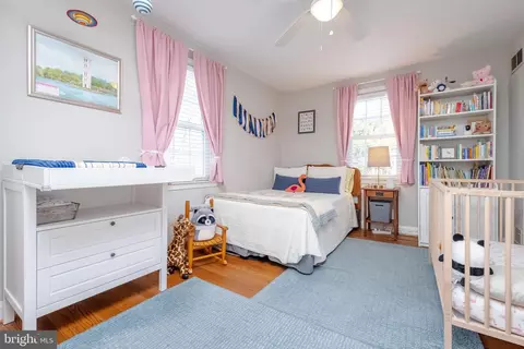Bedroom - 418 Dumbarton Rd, Baltimore, MD 21212 photo 3 of 11
