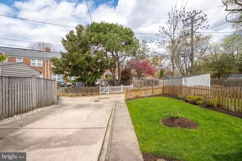 Exterior - 418 Dumbarton Rd, Baltimore, MD 21212 photo 10 of 21