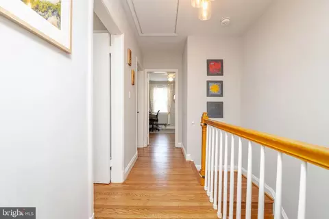 Entry Way - 418 Dumbarton Rd, Baltimore, MD 21212 photo 1 of 1