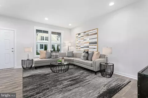 Living - 607 Barnehurst St, Middle River, MD 21220 photo 2 of 2