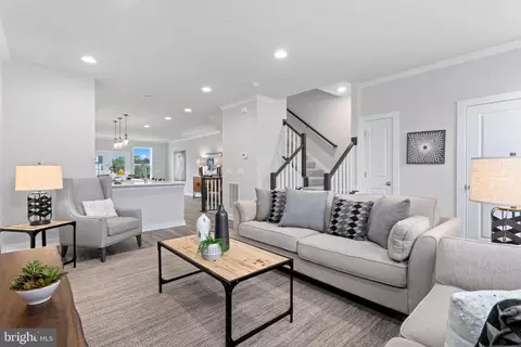 Living - 607 Barnehurst St, Middle River, MD 21220 photo 1 of 2
