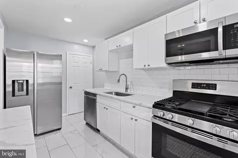 303 Capitol Ct, Essex, MD 21221