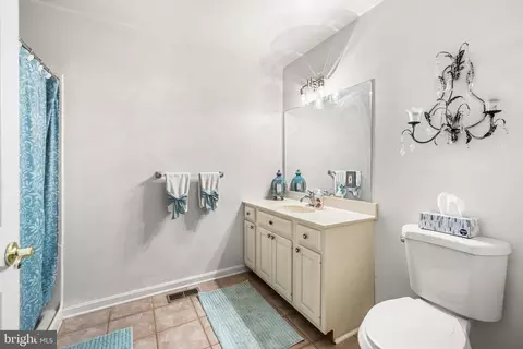 Bath - 15106 Eastview Dr, Upperco, MD 21155 photo 3 of 4