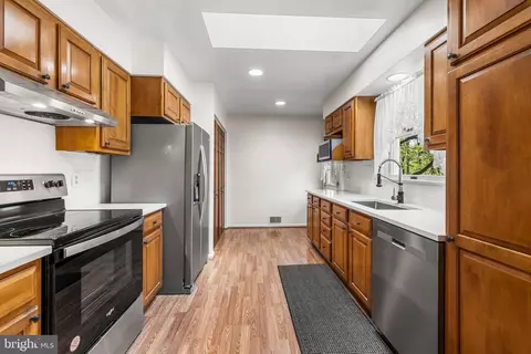 Kitchen - 15106 Eastview Dr, Upperco, MD 21155 photo 2 of 4