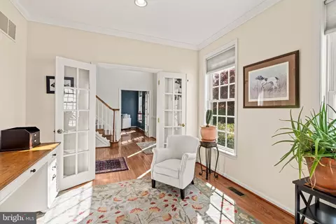 Living - 3400 Meredith Ridge Rd, Phoenix, MD 21131 photo 5 of 9