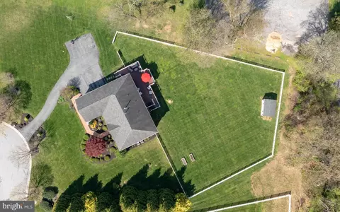 View/Area - 3400 Meredith Ridge Rd, Phoenix, MD 21131 photo 5 of 7