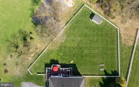 View/Area - 3400 Meredith Ridge Rd, Phoenix, MD 21131 photo 6 of 7