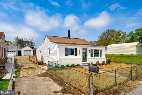 Exterior - 2118 Summit Ave, Rosedale, MD 21237 photo 3 of 8