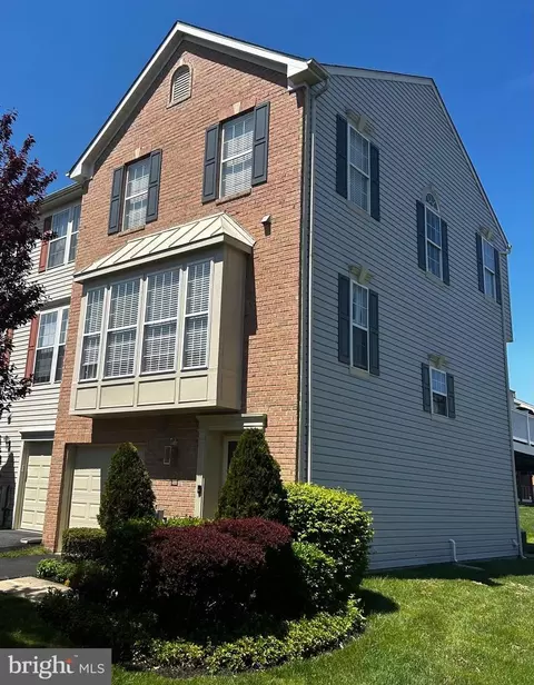 9725 Harvester Cir #9725, Perry Hall, MD 21128