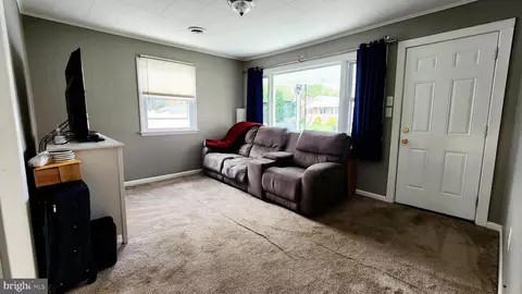 Living - 32 Transverse Ave, Middle River, MD 21220 photo 1 of 3