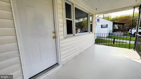 Exterior - 32 Transverse Ave, Middle River, MD 21220 photo 8 of 14