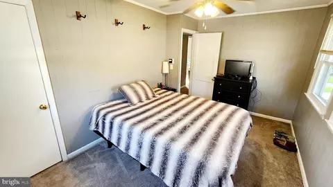 Bedroom - 32 Transverse Ave, Middle River, MD 21220 photo 2 of 3