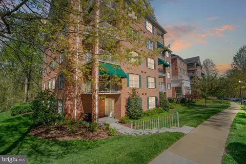 12011 Tralee Rd #402, Lutherville Timonium, MD 21093