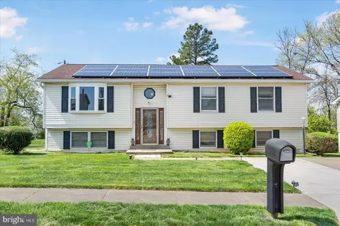 6770 Real Princess Ln, Gwynn Oak, MD 21207