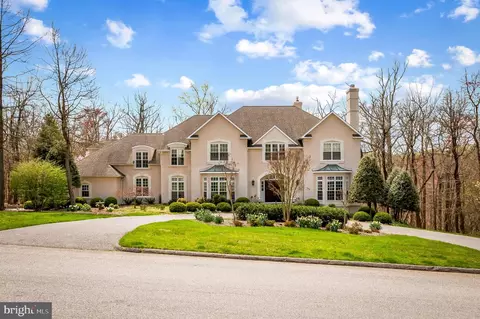 13 Laurelford Ct, Cockeysville, MD 21030