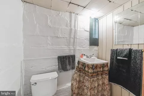 Bath - 4704 Washington Blvd, Halethorpe, MD 21227 photo 5 of 5