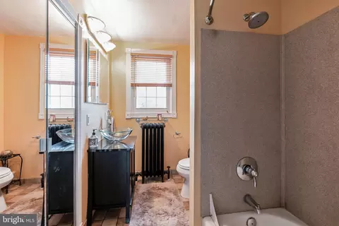 Bath - 4704 Washington Blvd, Halethorpe, MD 21227 photo 1 of 5