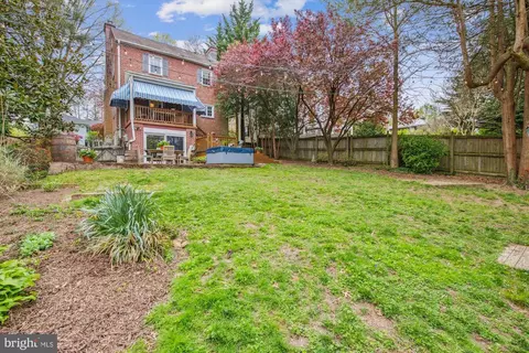 Exterior - 606 Hatherleigh Rd, Baltimore, MD 21212 photo 6 of 18