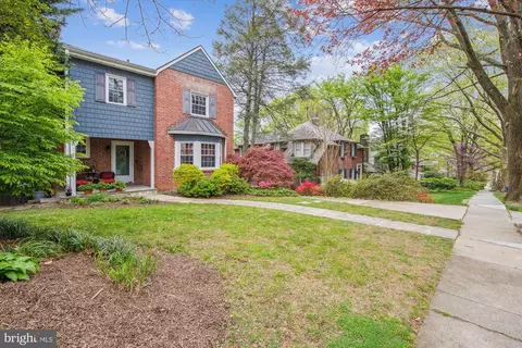 Exterior - 606 Hatherleigh Rd, Baltimore, MD 21212 photo 2 of 18