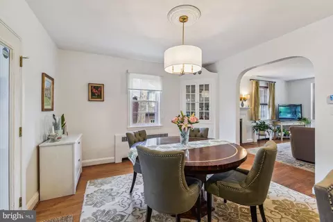 Dining - 606 Hatherleigh Rd, Baltimore, MD 21212 photo 3 of 5