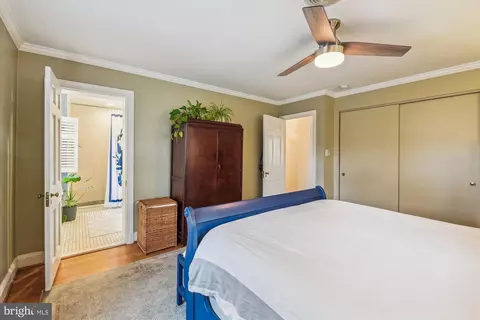 Bedroom - 606 Hatherleigh Rd, Baltimore, MD 21212 photo 9 of 10